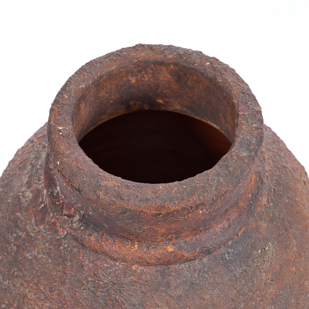 The Amphora Rustica M vaza, bordo