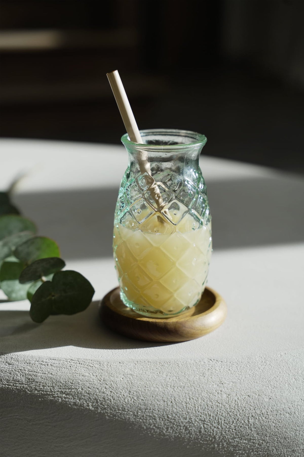 The Pineapple M stiklinė, mėlyna