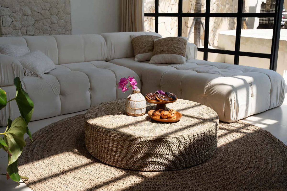 The Teak Root Cake Dish L