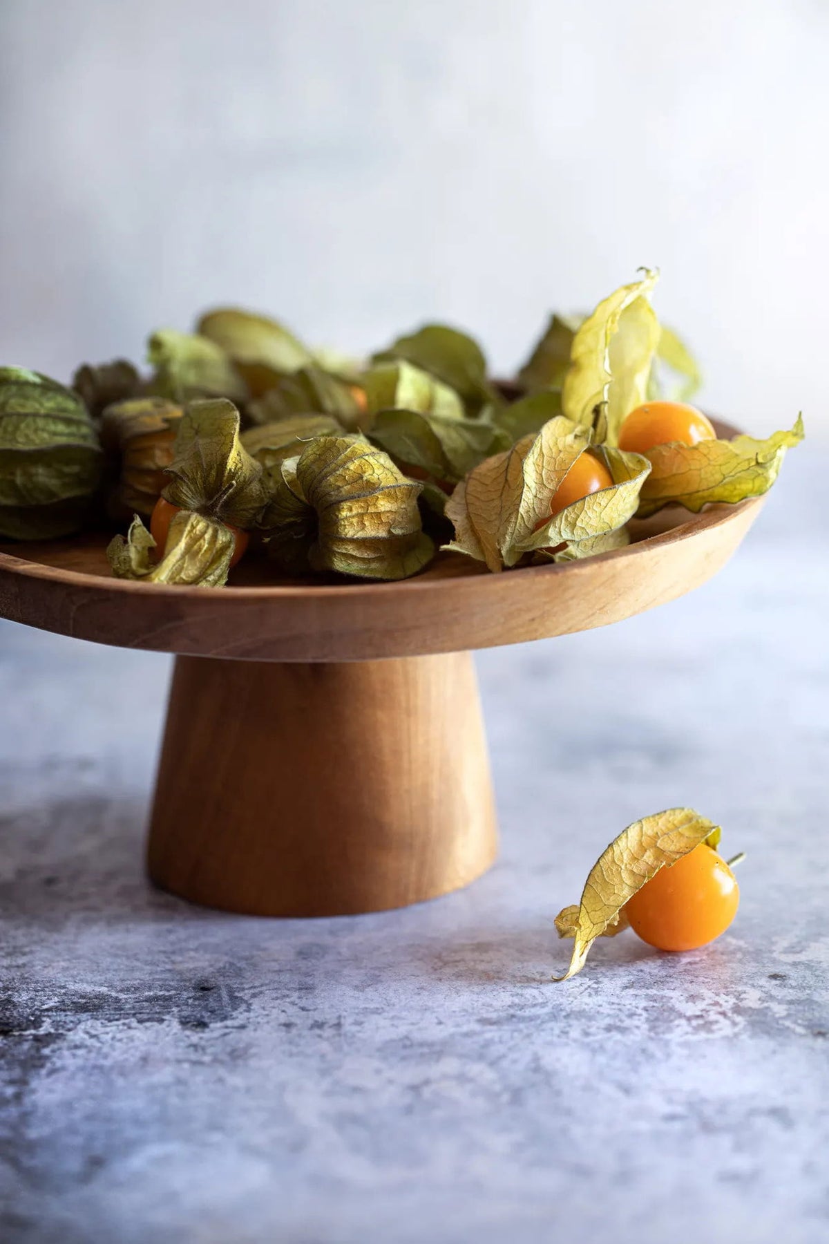 The Teak Root Cake Dish S