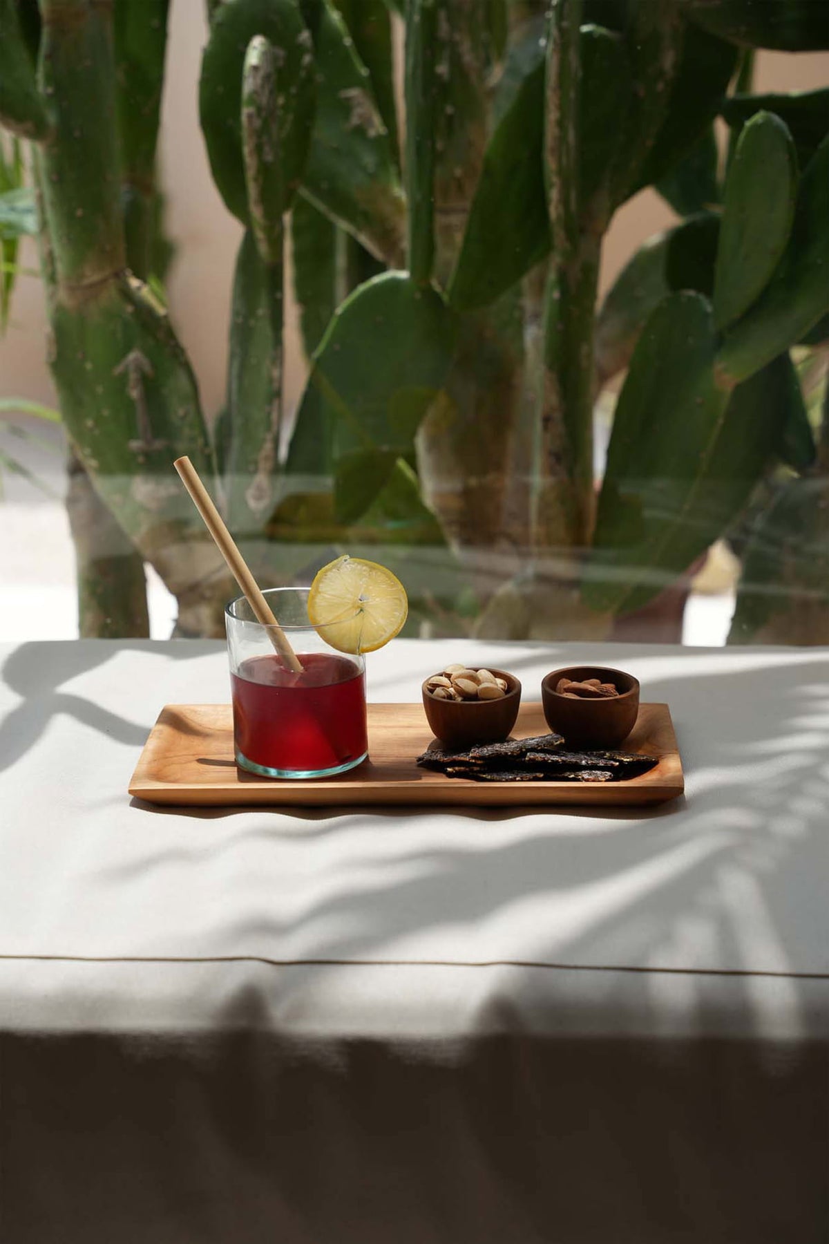 The Teak Root Sushi Plate M