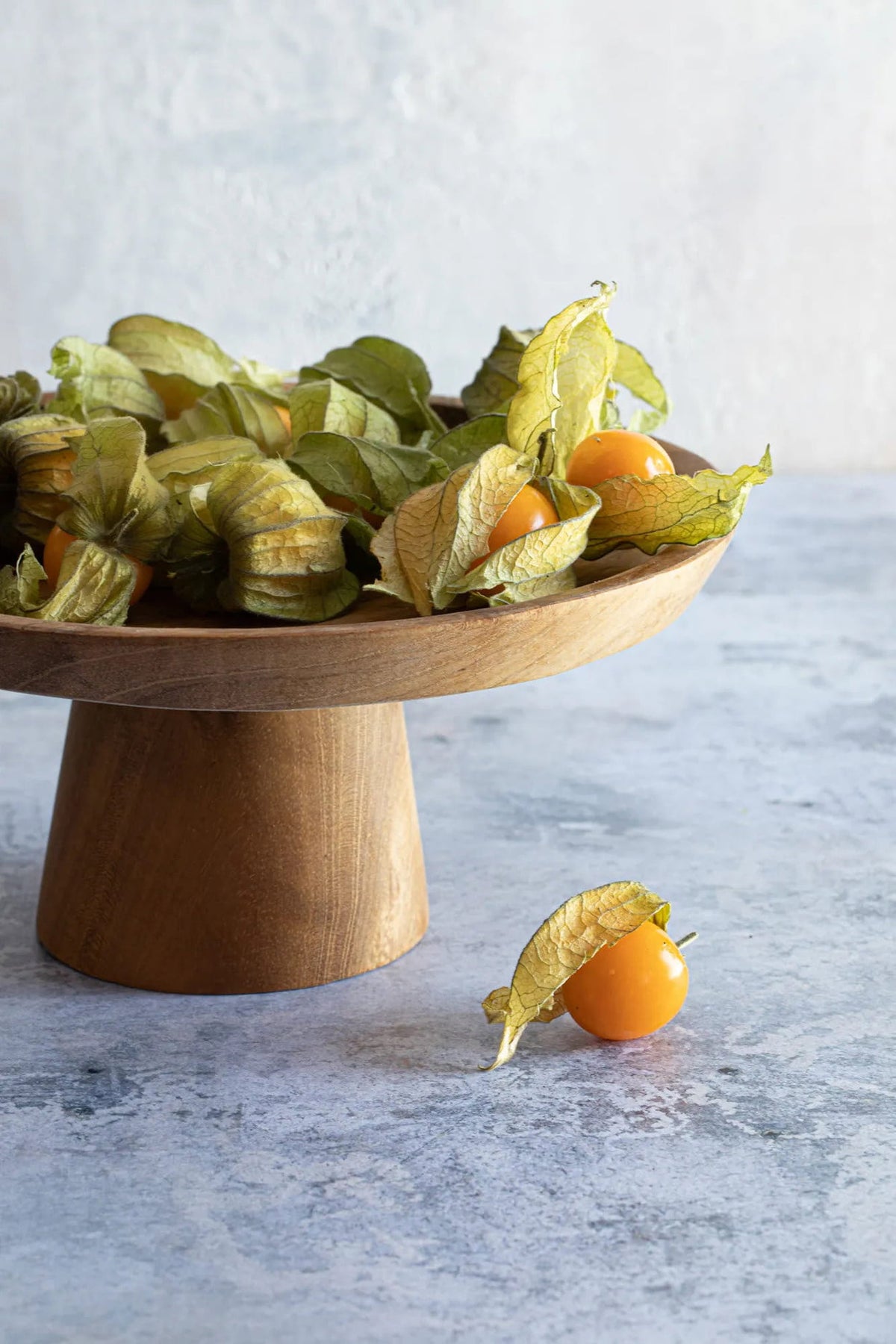 The Teak Root Cake Dish L