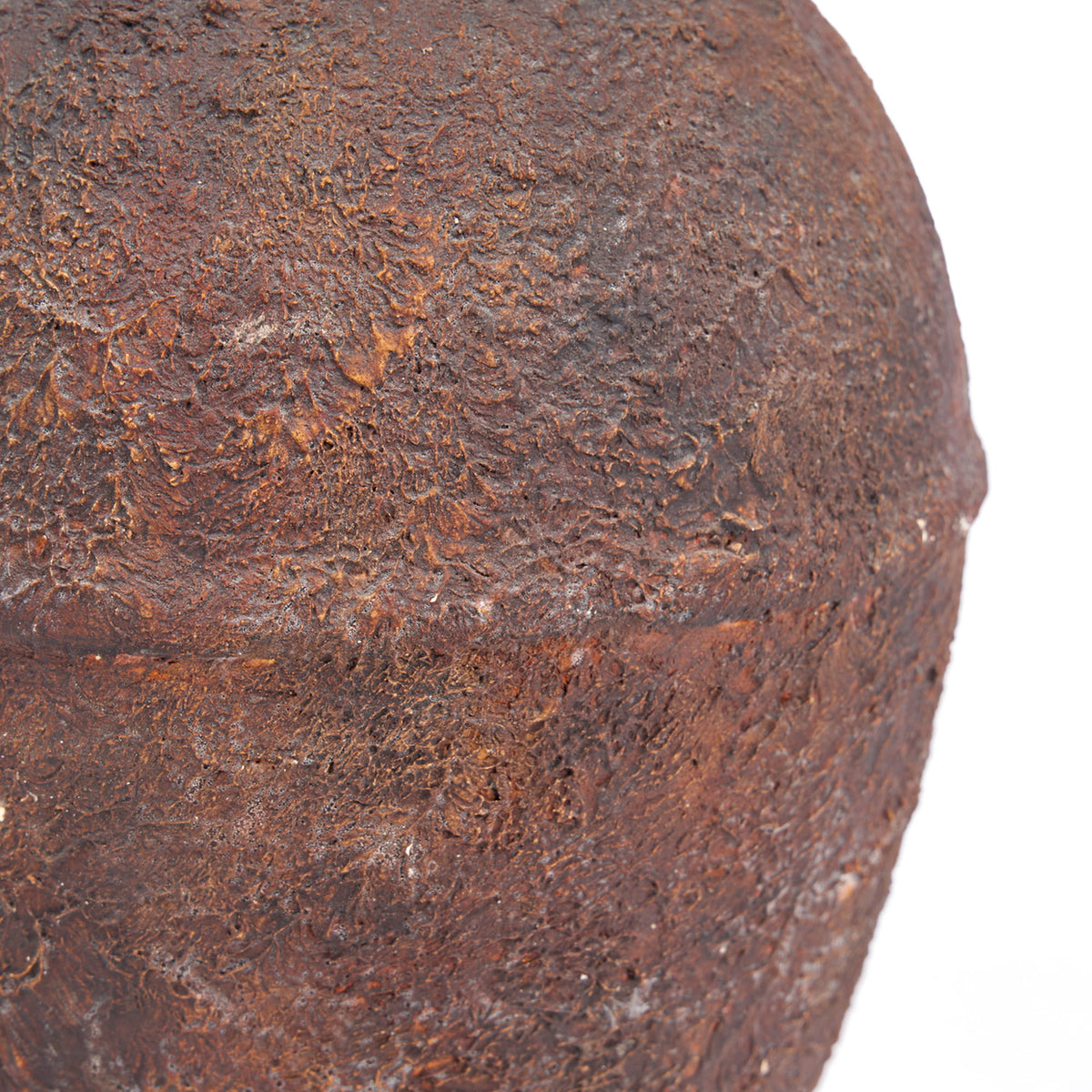 The Amphora Rustica M vaza, bordo